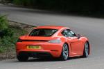 Porsche 718 Cayman 2016 года (UK)
